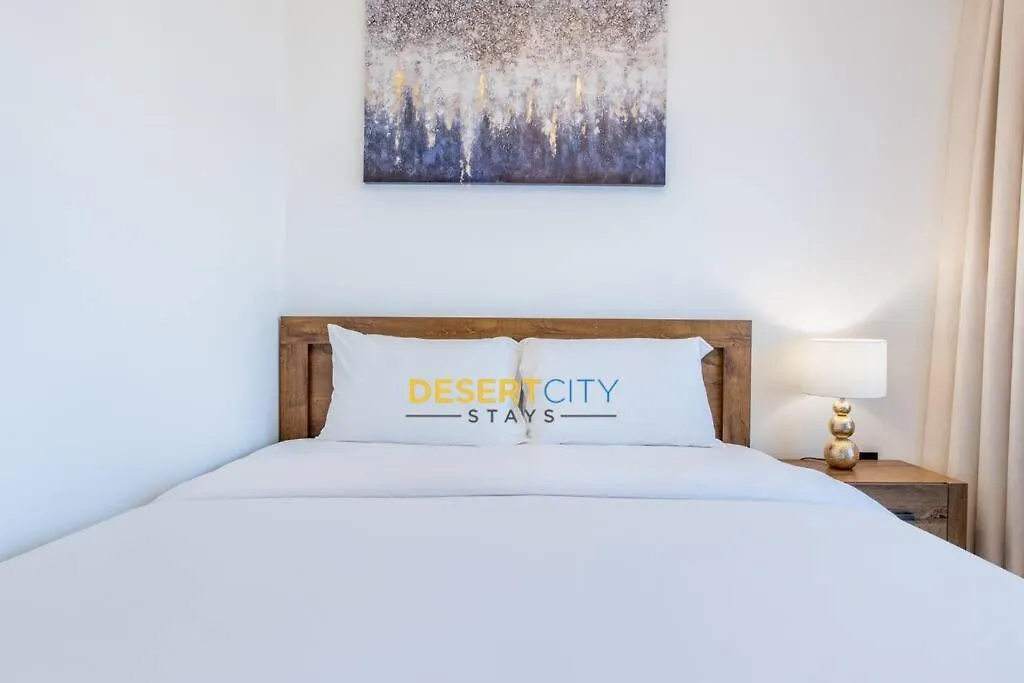 Apartment One Bed Room With Creek Views, Hosted By Desert City Stays Dubai United Arab Emirates